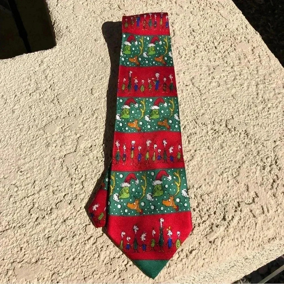 Dr Seuss The Grinch That Stole Christmas Silk Tie from Suess Wear - Picture 2 of 6
